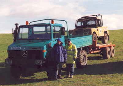 Land Rover trials motor delivered by Unimog and trailer